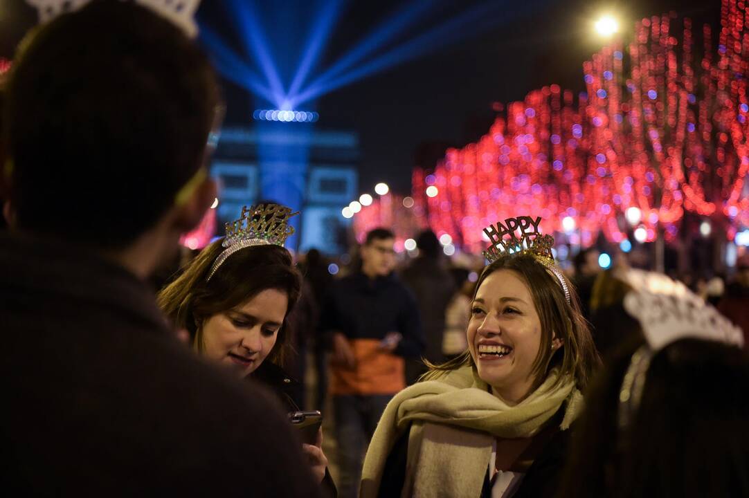 Pasaulis pasitiko 2019 metus