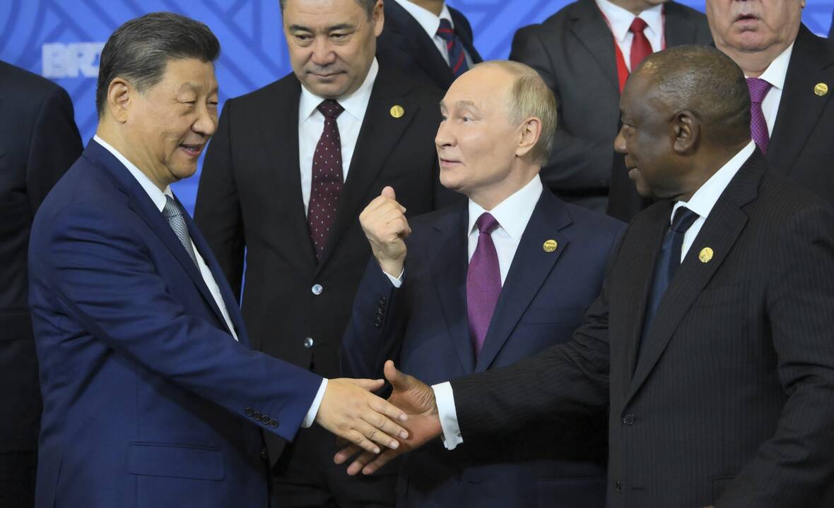 Kremlius: Putinas rugpjūtį keliaus į Kiniją