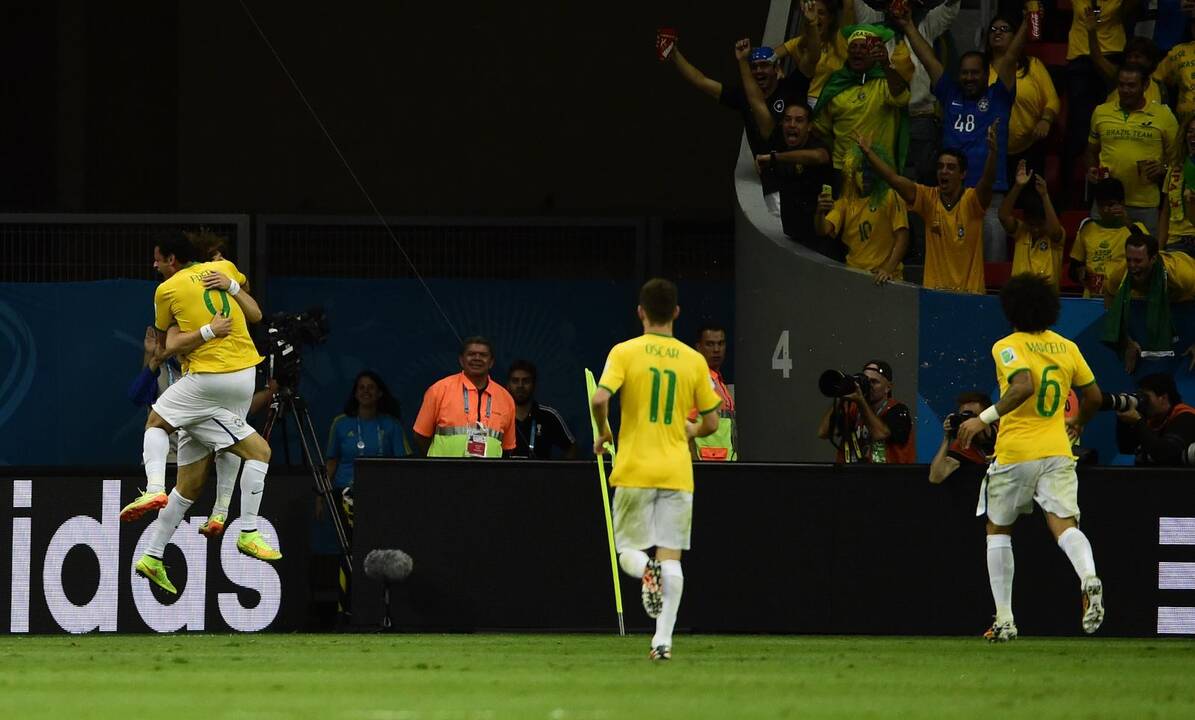 Pasaulio futbolo čempionatas: Brazilija - Kamerūnas