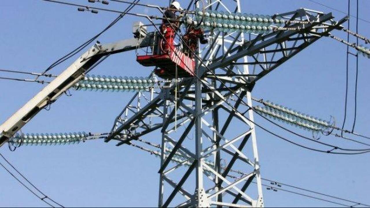 Elektros neturi 1,5 tūkst. vartotojų