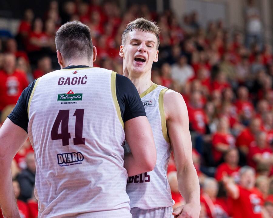 Varžovams neįkandami serbo auklėtiniai vėl žengė į stipriausiųjų ketvertą