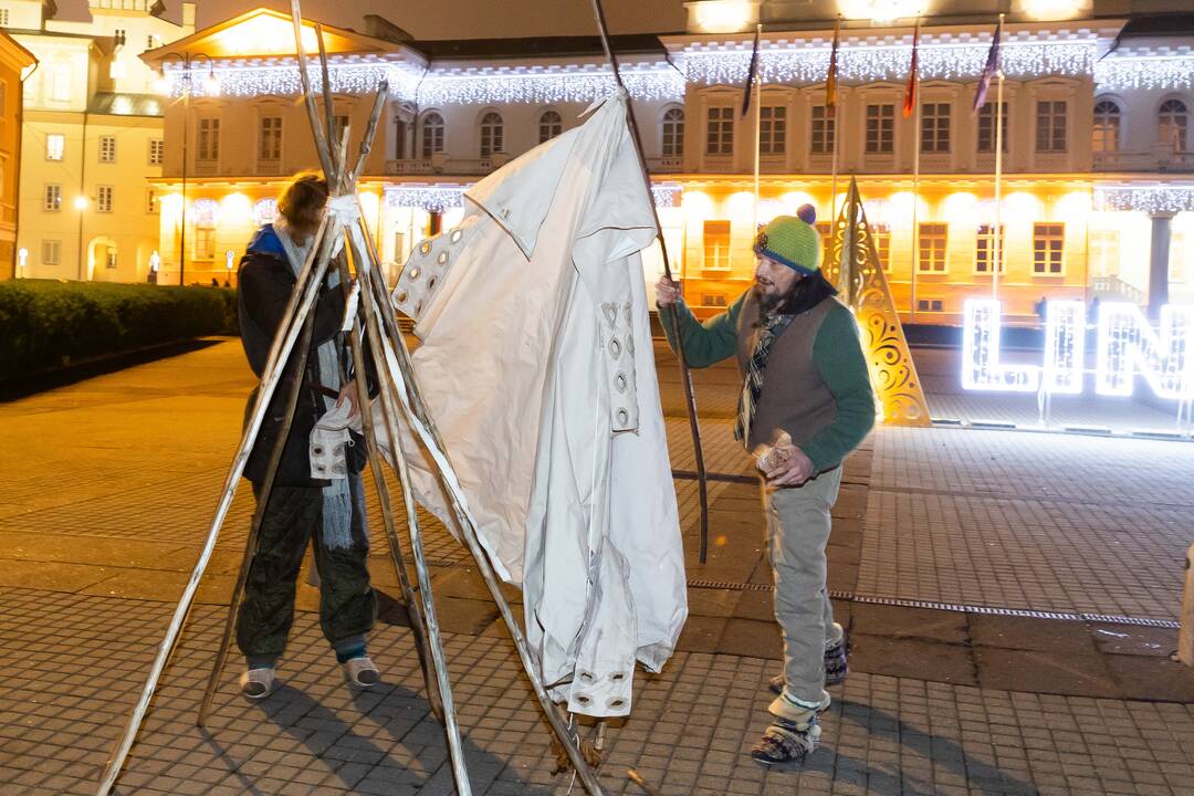Prie Prezidentūros protestuotojai piktinosi aplinkosaugos padėtimi