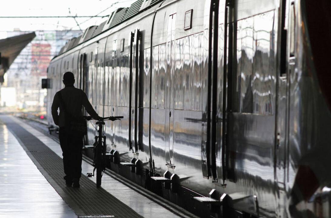 Ispanijoje dėl moterų streiko nevažiavo šimtai traukinių