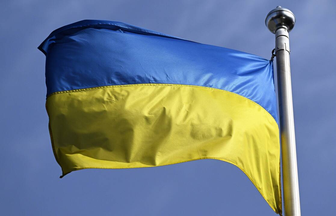 Pareigūnai: per rusų smūgį autobusui Ukrainos šiaurėje žuvo devyni žmonės