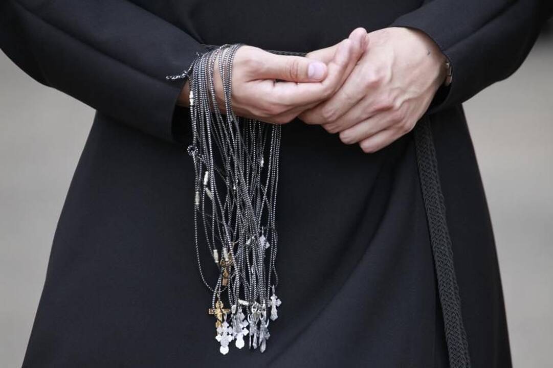 Pastorius trenkė vyrui pistoletu per galvą ir jį apiplėšė
