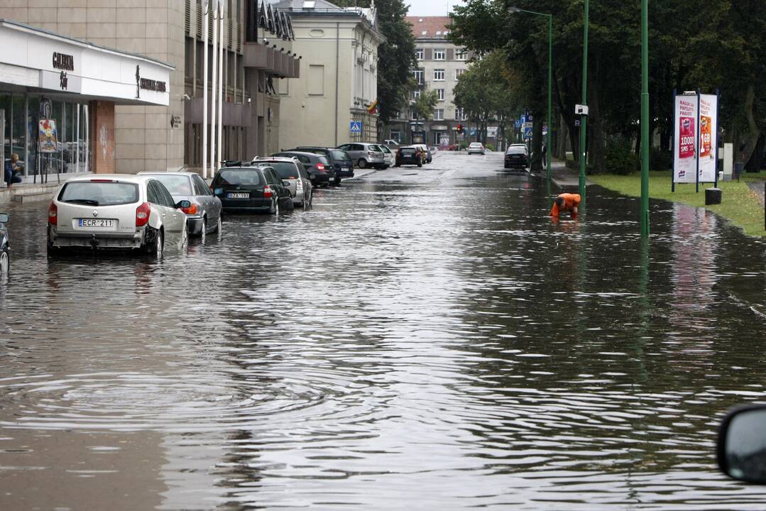 Uostamiestį skandino liūtis