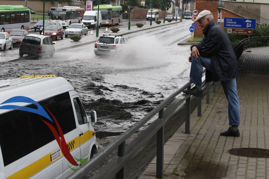 Uostamiestį skandino liūtis