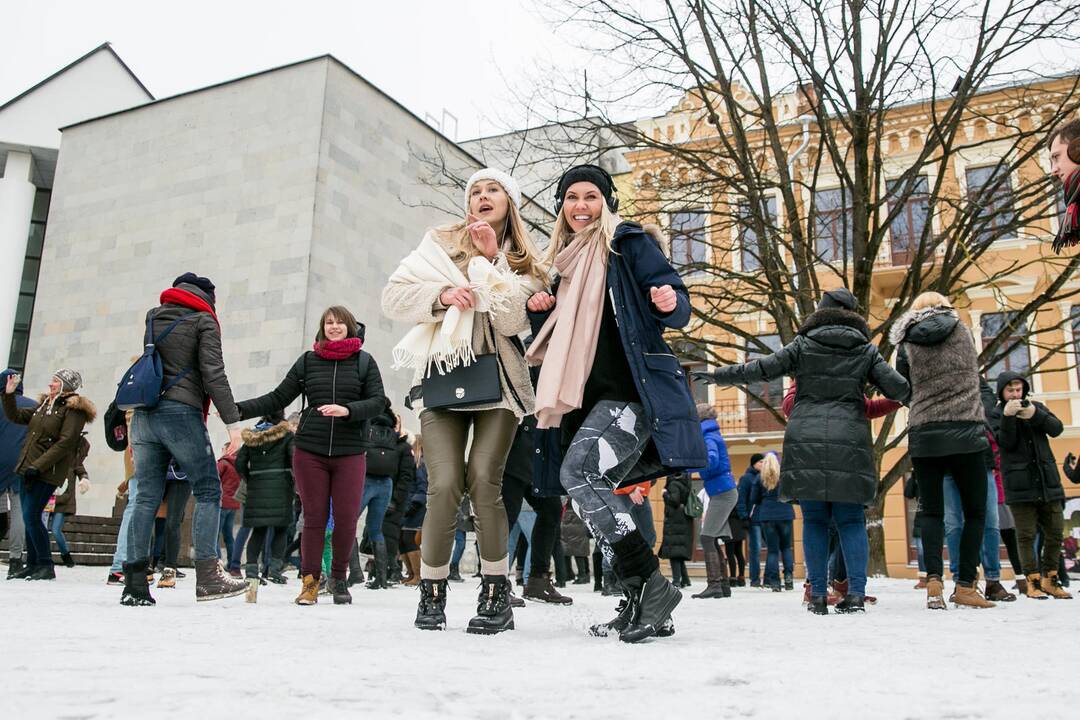 Akcija "Kaunas šoka" išjudino kauniečius