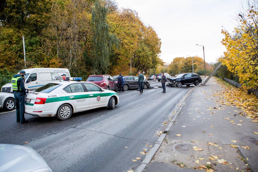 Masinė avarija Veiverių g.