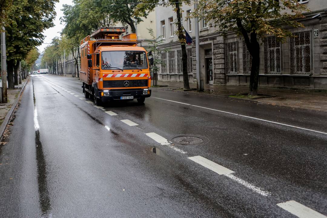 Nutraukti Kęstučio g. troleibusų laidai