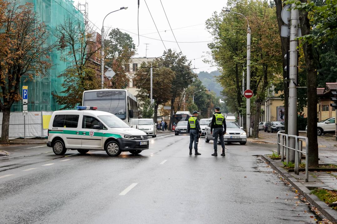 Nutraukti Kęstučio g. troleibusų laidai