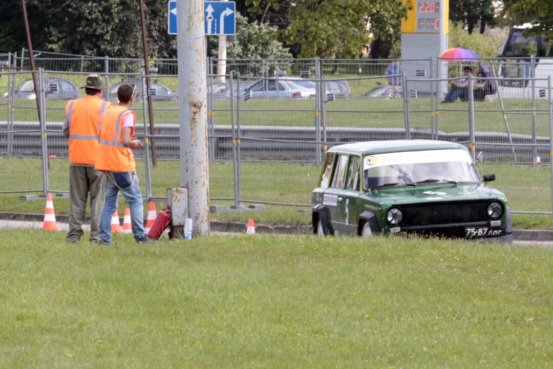 Pilaitėje - Lietuvos automobilių greituminio slalomo pirmenybių varžybos