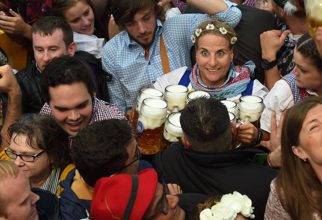 Prasidėjo alaus festivalis „Oktoberfest“