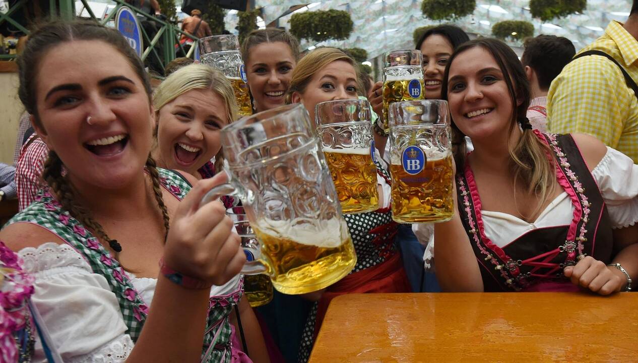 Prasidėjo alaus festivalis „Oktoberfest“