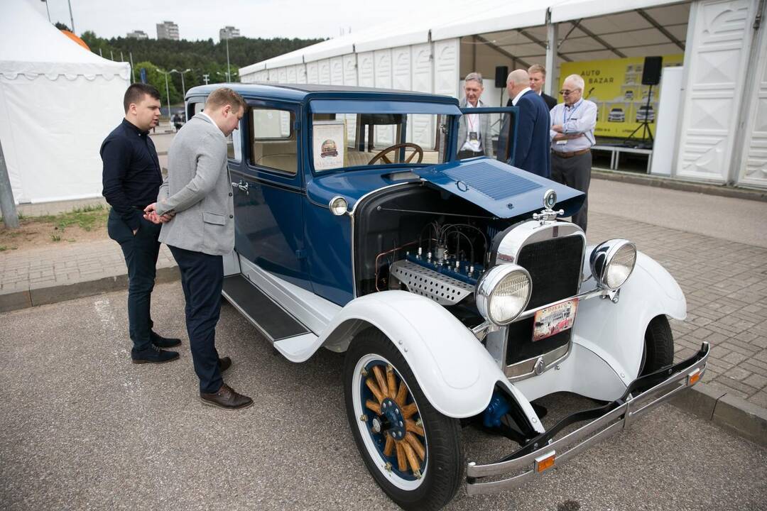 Automobilių mugė „Auto Bazar“