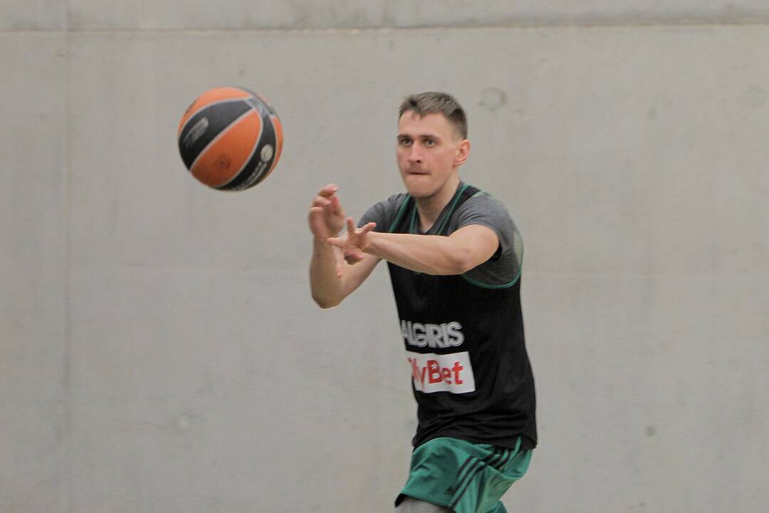 Kauno „Žalgirio“ krepšininkų treniruotė mažojoje arenos salėje.