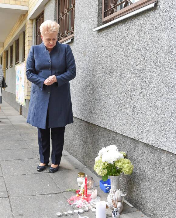 Prezidentė apsilankė Vilijampolės globos namuose