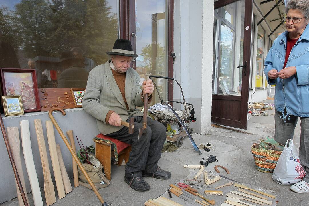 Pasižvalgymas po Kauno Žaliakalnio turgų.