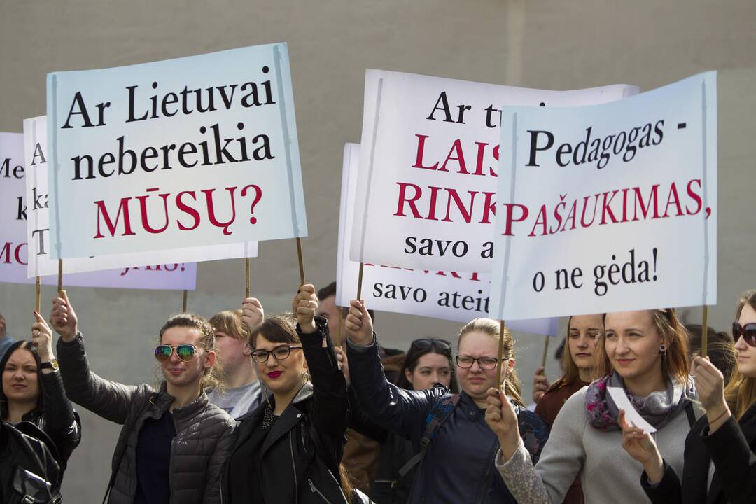 Edukologijos universiteto studentai surengė piketą