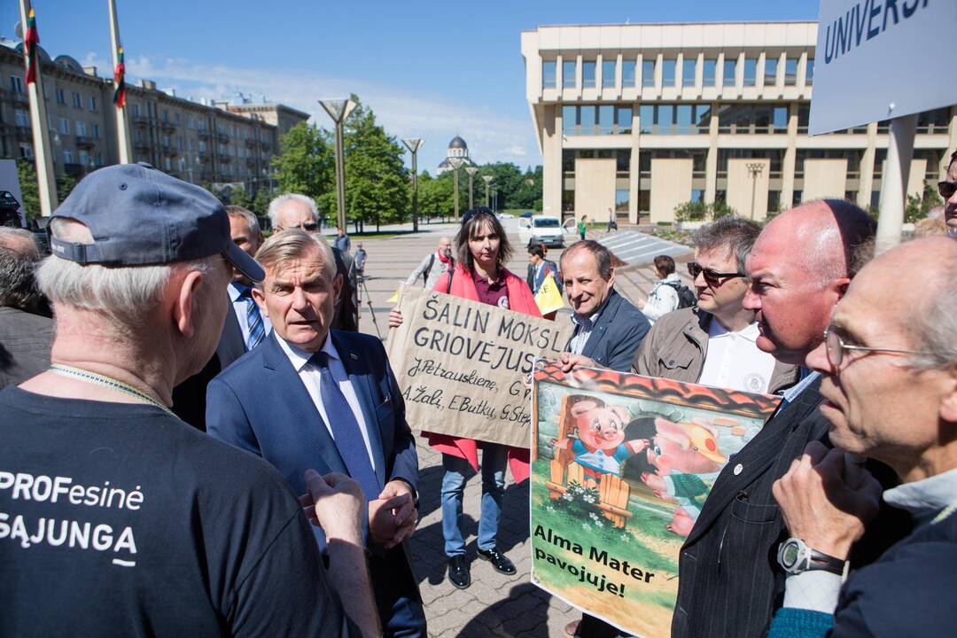 Mitingas dėl universitetų reformos