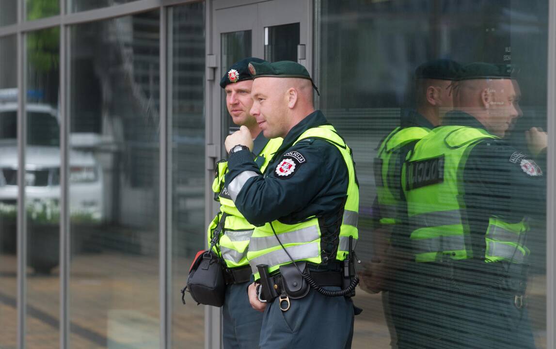 Protestavo sostinės Tuskulėnų mokyklos auklėtiniai ir mokytojai