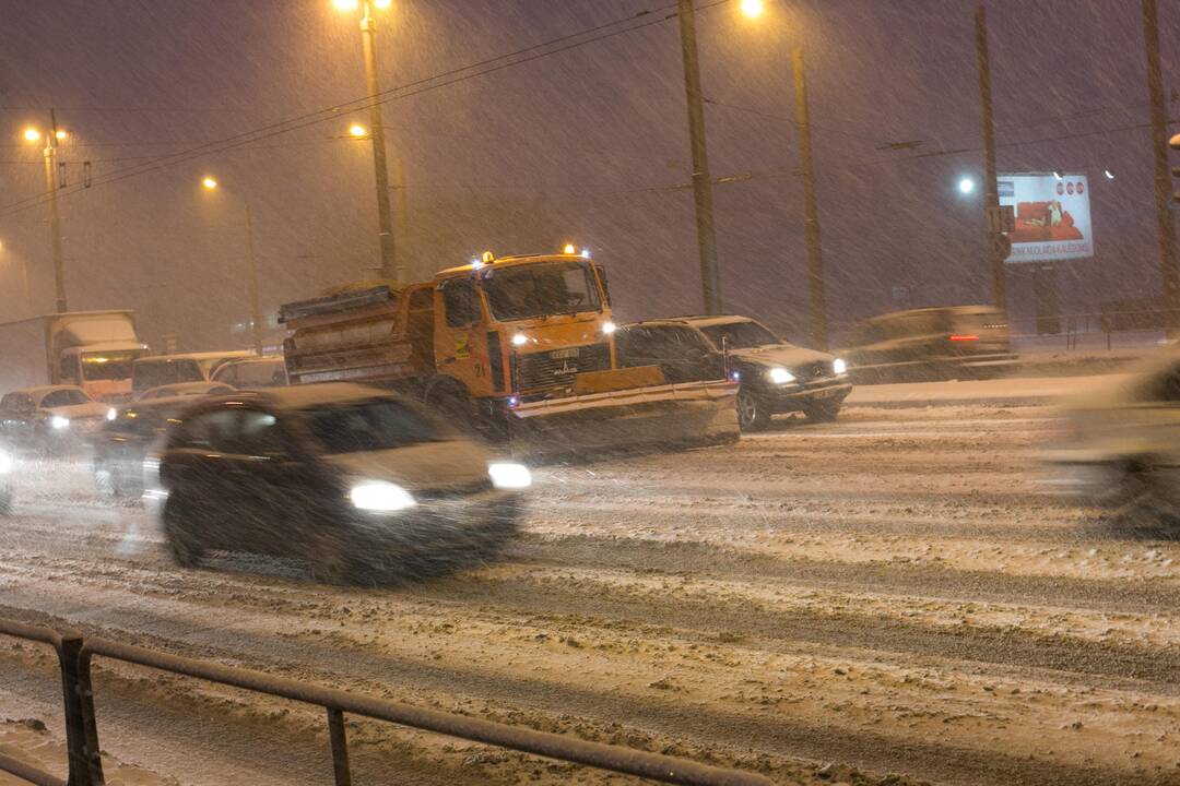 Vilniuje gausiai pasnigo