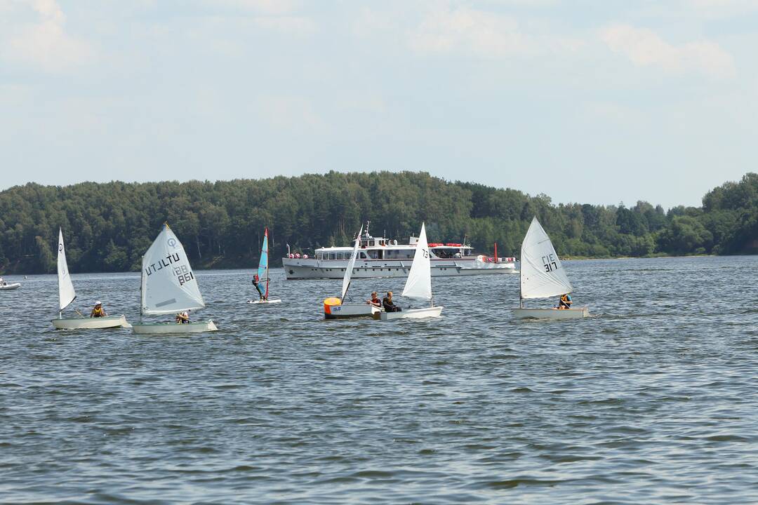 Apgaulinga Kauno marių ramybė