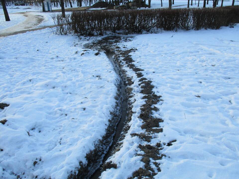 Gyventojai negali prisišaukti komunalininkų pagalbos