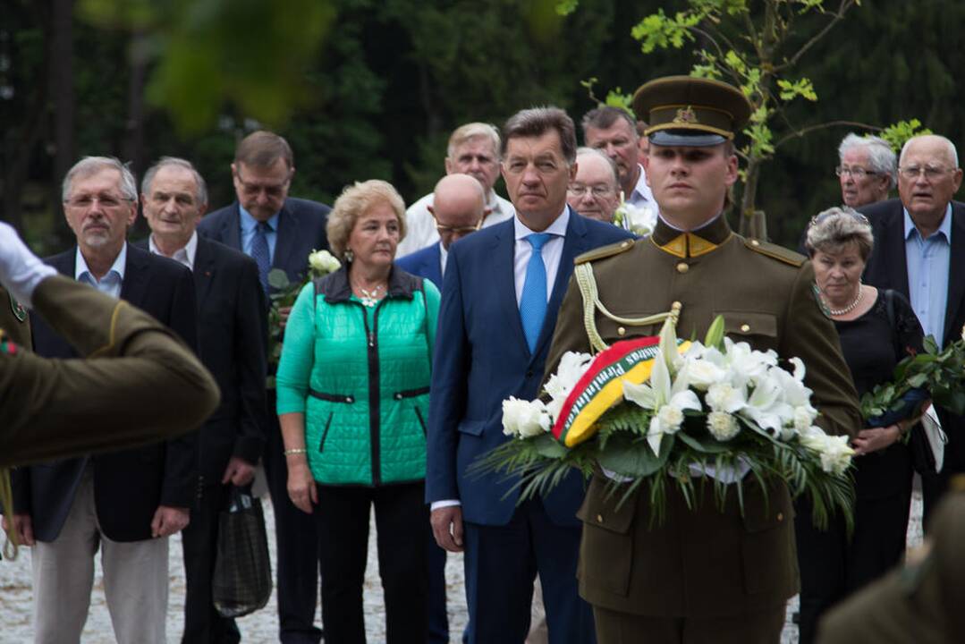 A. M. Brazausko mirties metinių minėjimas