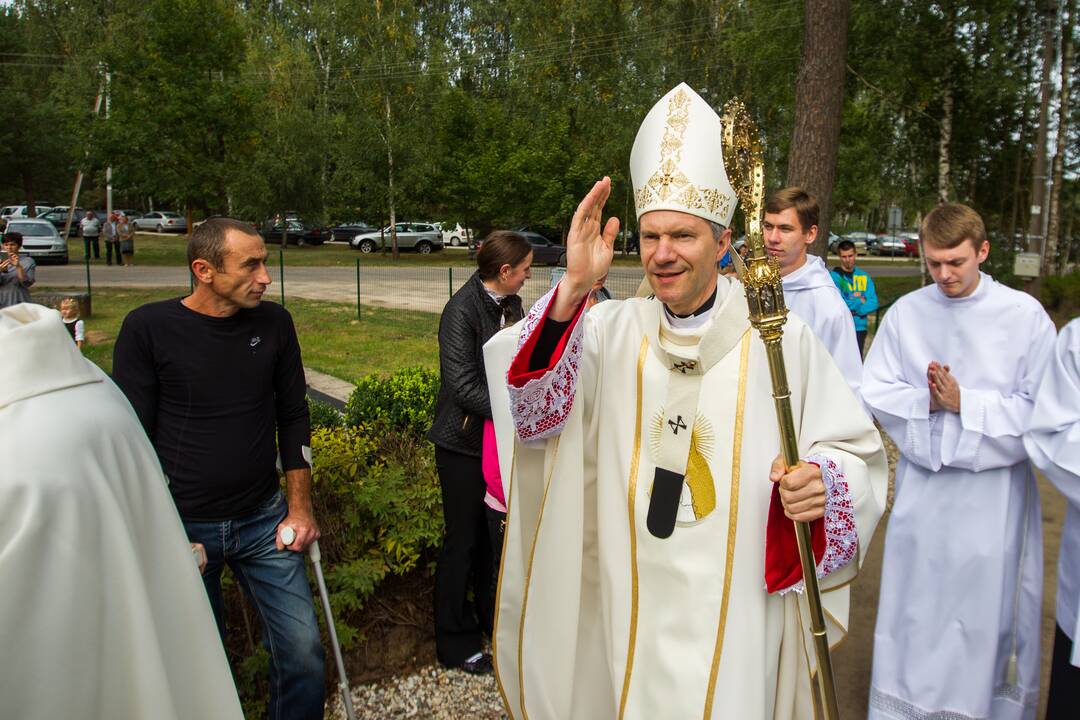 Paštuvos bažnyčios atidarymas