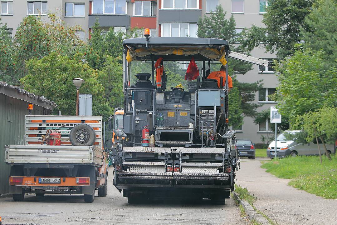 Tvarkoma Kalniečių turgaus aikštelė