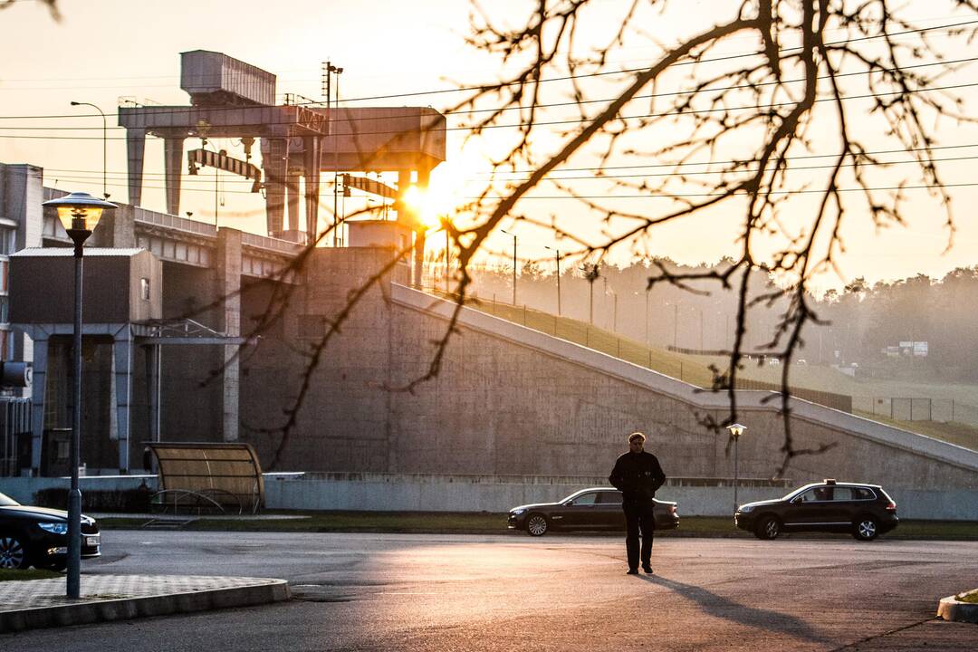 Kauno hidroelektrinei suteiktas A. Brazausko vardas