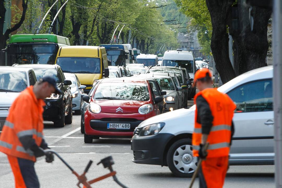 Kelio ženklinimas per piką