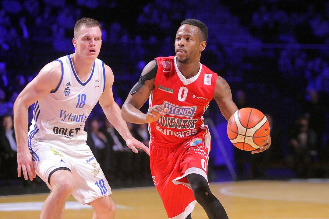 KMT: "Juventus" - "Vytautas" 70:61