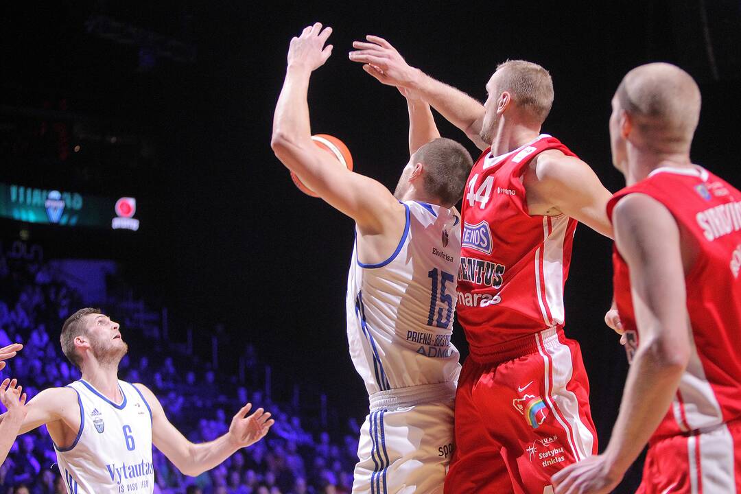 KMT: "Juventus" - "Vytautas" 70:61