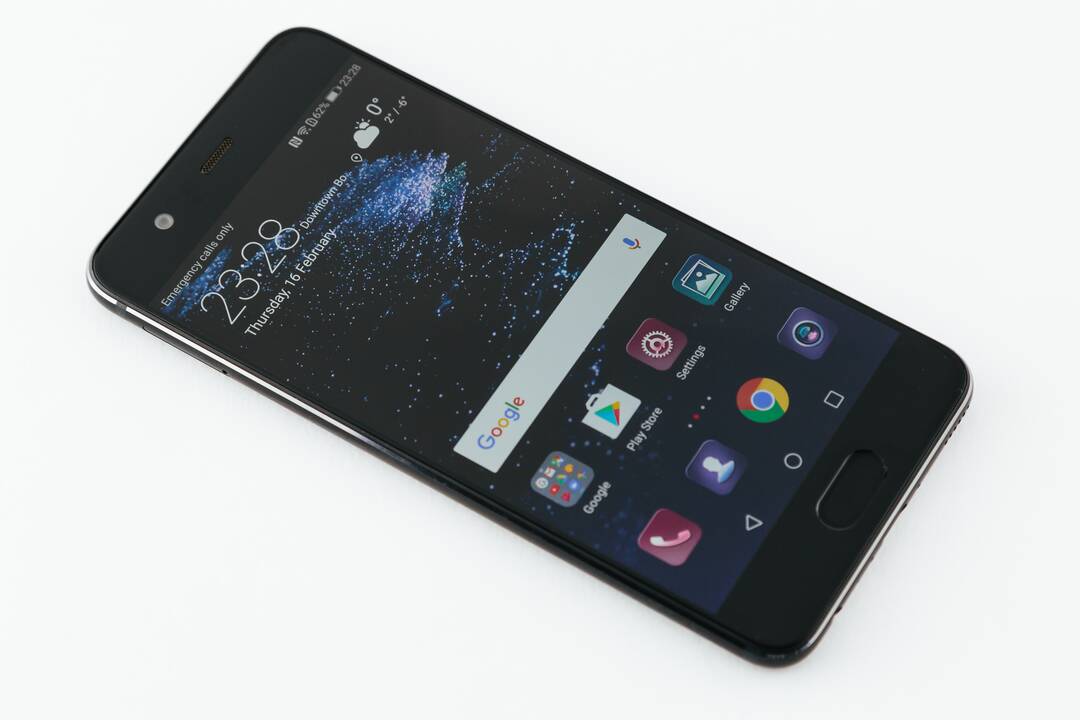 „Huawei“ pristatė išmaniuosius telefonus ir laikrodį