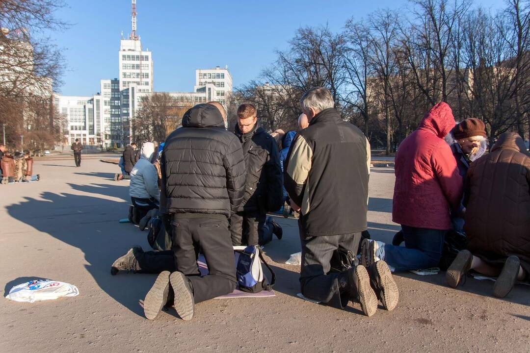 Ukrainoje – protestai priešingose barikadų pusėse