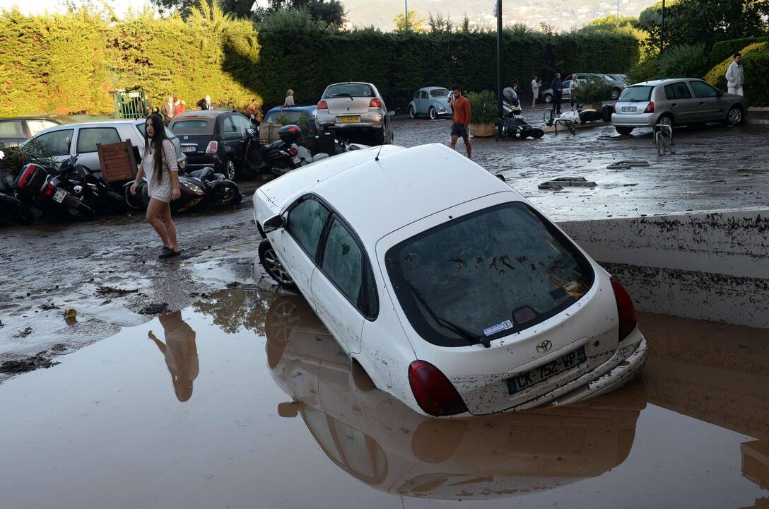 Prancūzijos Žydrajame Krante – potvyniai