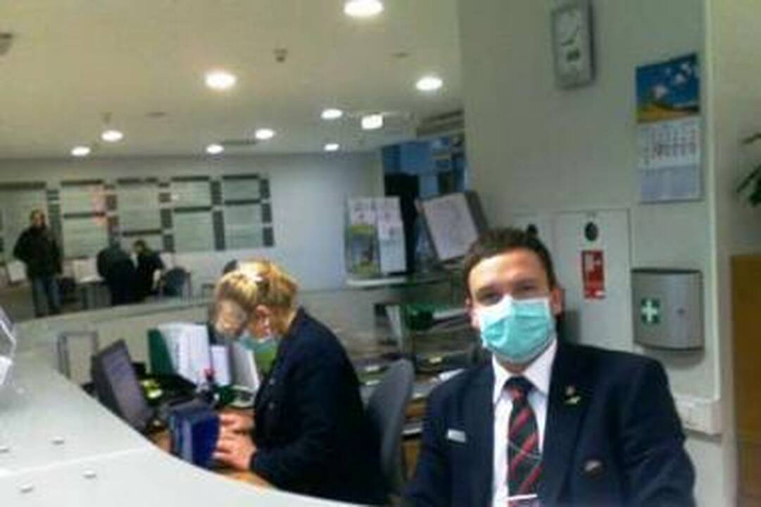 Nuo gripo epidemijos savivaldybė pasislėpė po kaukėmis