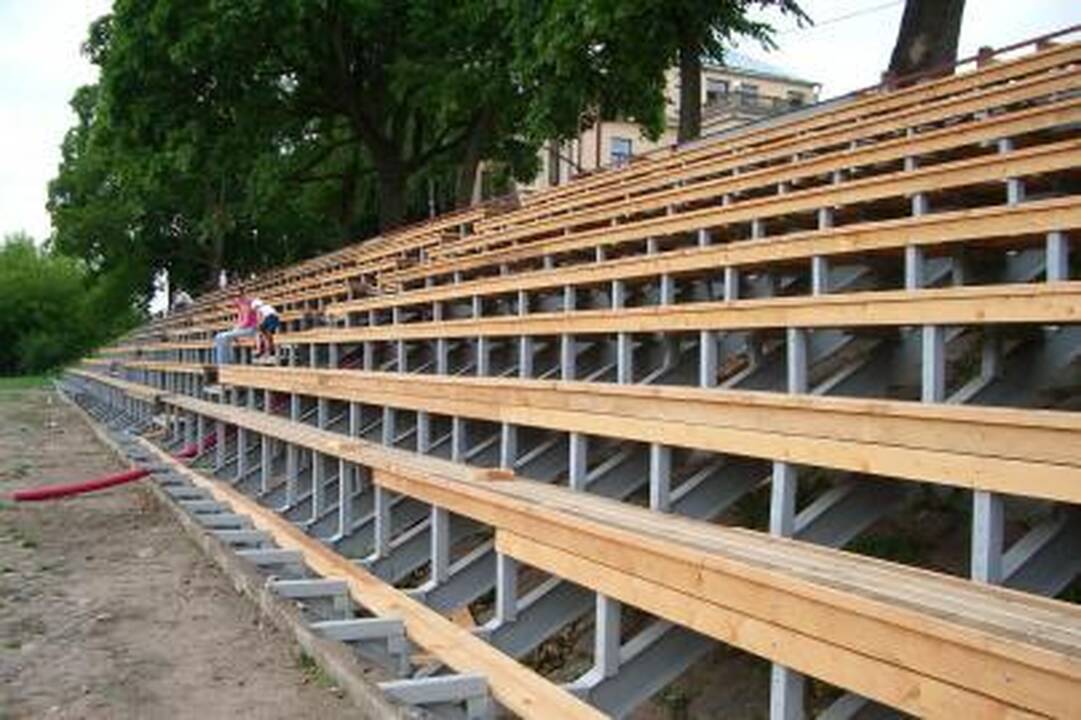 Tvarkys Nemuno krantinę prie amfiteatro