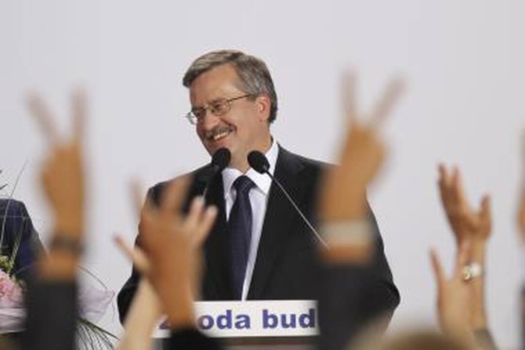 Naujajam Lenkijos prezidentui B.Komorowskiui pergalė gali greitai apkarsti