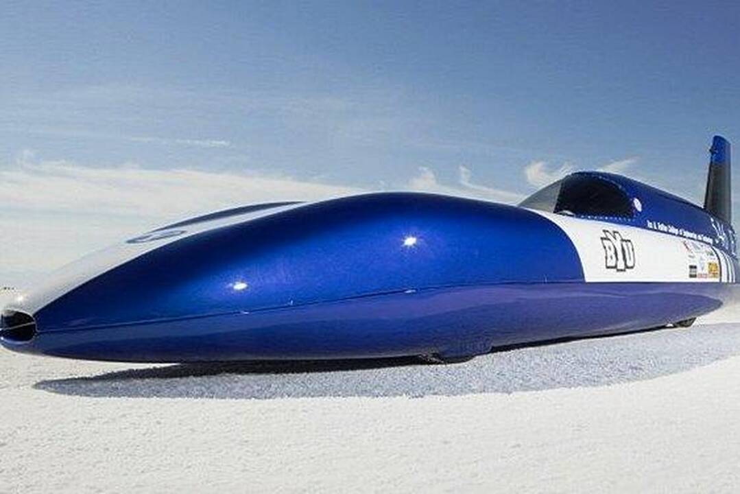 Studentų sukurtas elektromobilis pagerino greičio rekordą