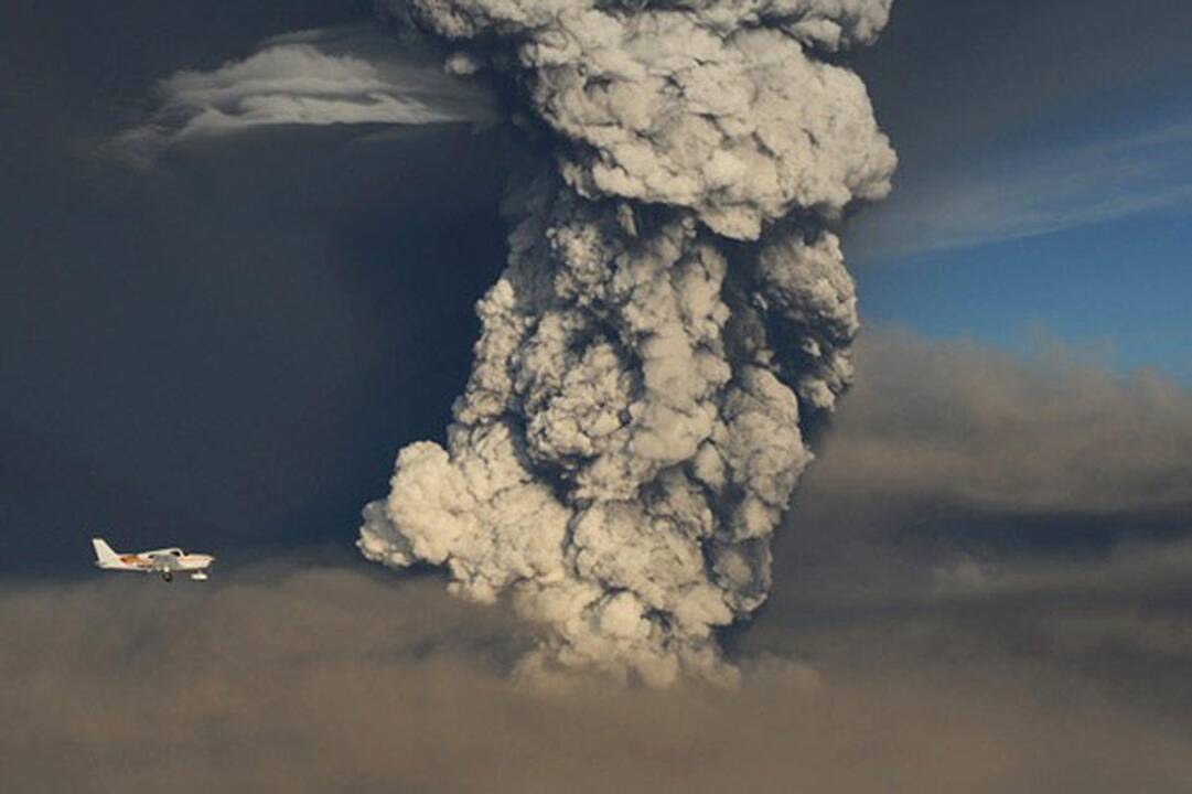 Padangę virš Estijos dengia pelenų iš Islandijos ugnikalnio debesis