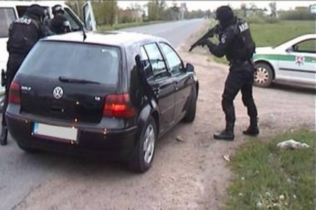 Sulaikyti nelegalių migrantų gabentojai
