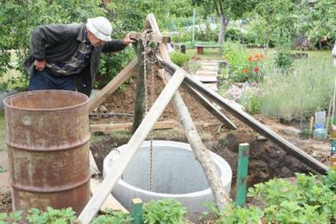 Ugniagesiai gelbėjo šulinyje įstrigusį vyrą