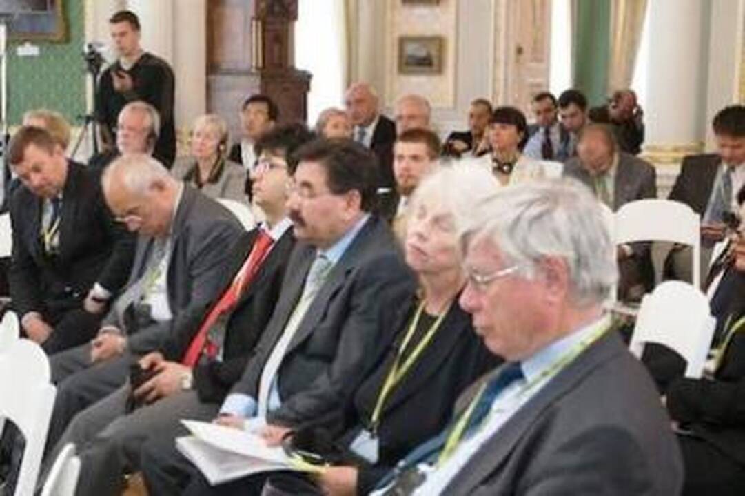 Tbilisio meras pabėgo iš tarptautinio forumo