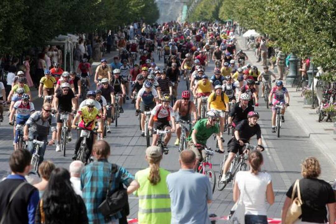 Pirmasis “Velomaratonas”: dalyviams – džiaugsmas, kitiems – sunkumai