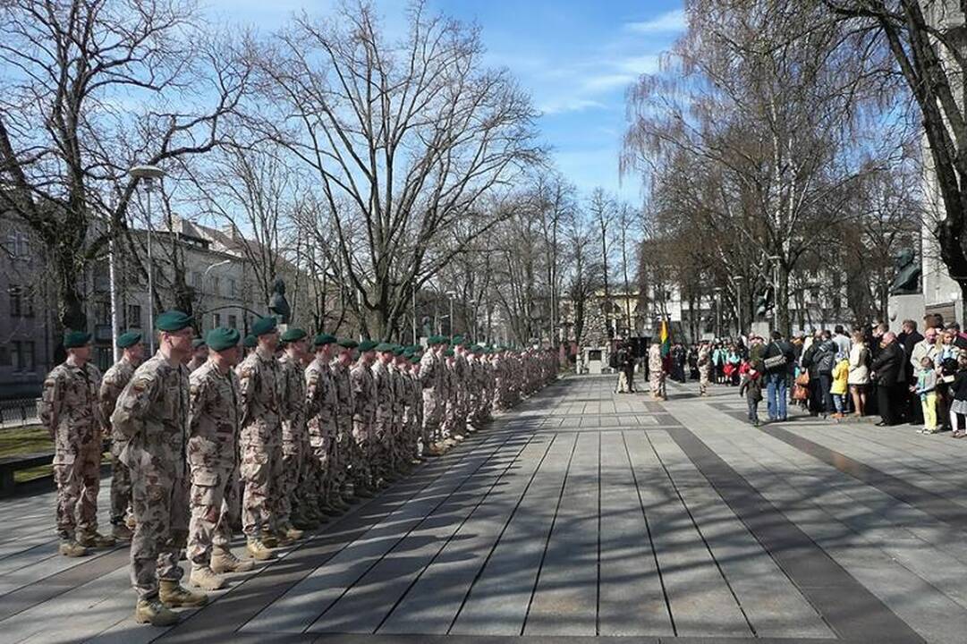 Į Afganistaną išlydėta paskutinė karių pamaina