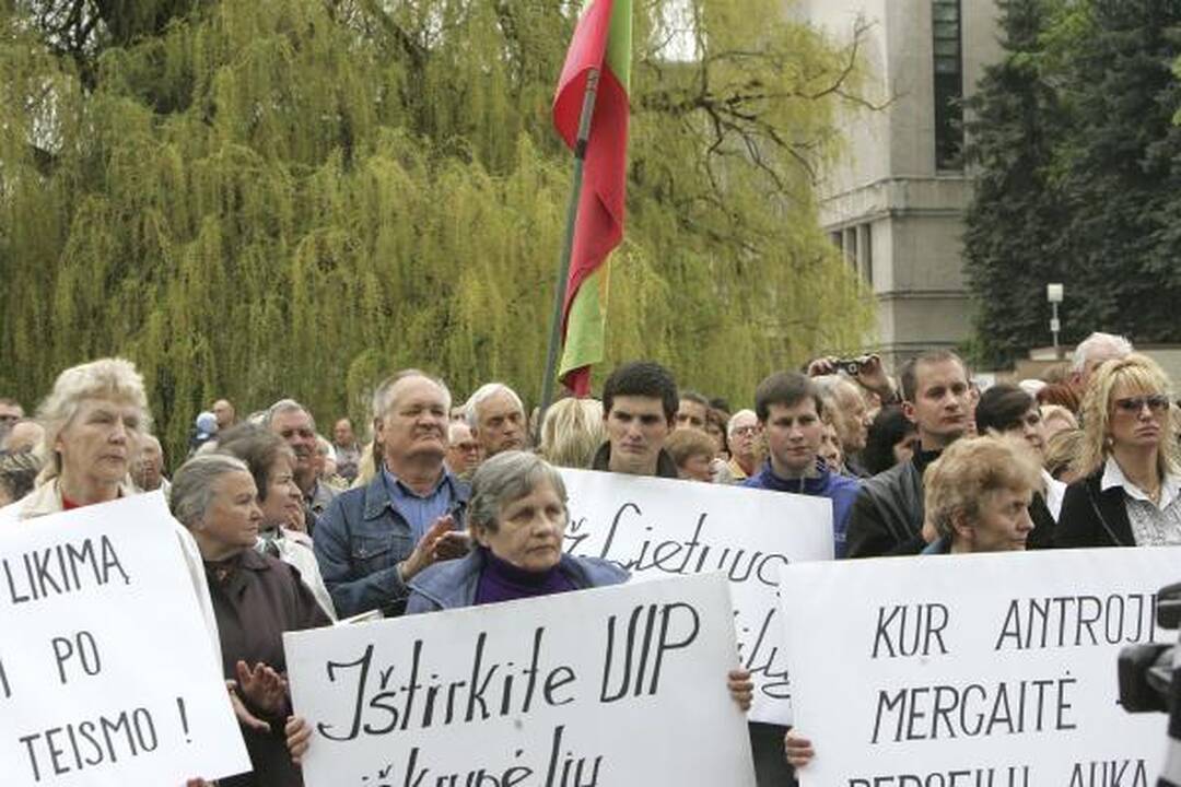 D.Kedžio šalininkai buriasi į susivienijimą
