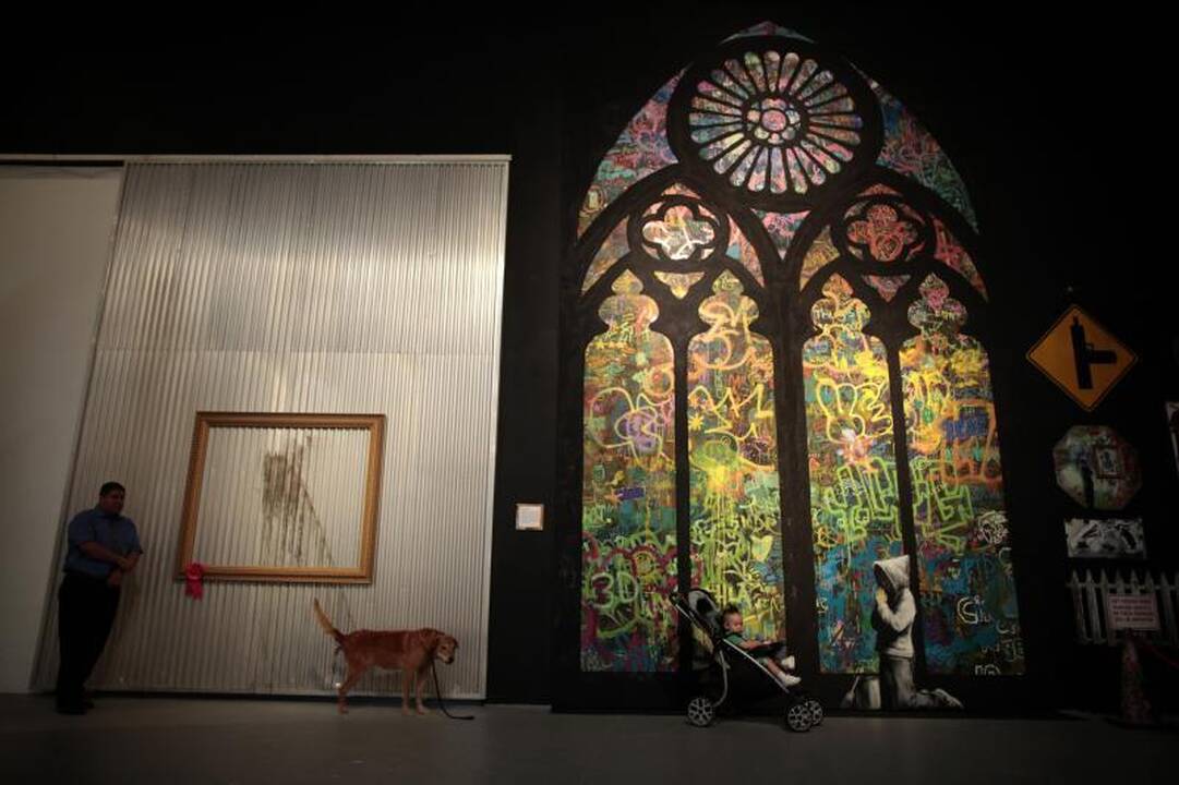 Banksy dėka parodą galima pamatyti nemokamai 